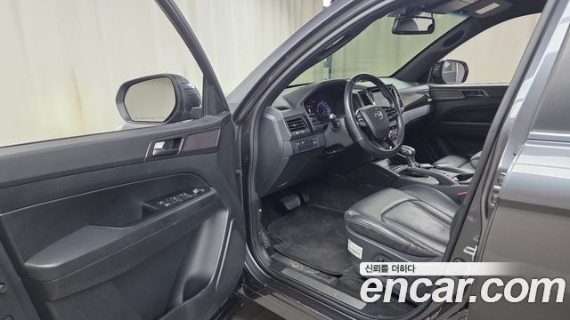 KG Mobility (SsangYong) Rexton Sports Khan Diesel 2.2 4WD Prestige 2021 — фото 10