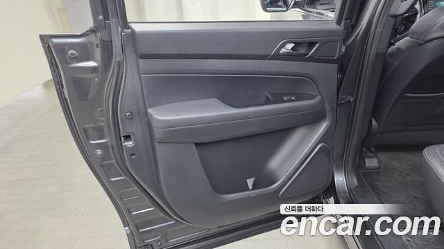 KG Mobility (SsangYong) Rexton Sports Khan Diesel 2.2 4WD Prestige 2021 — фото 25