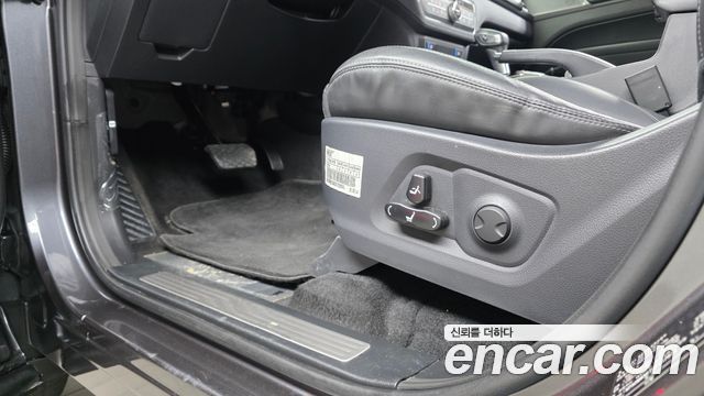 KG Mobility (SsangYong) Rexton Sports Khan Diesel 2.2 4WD Prestige 2021 — фото 31
