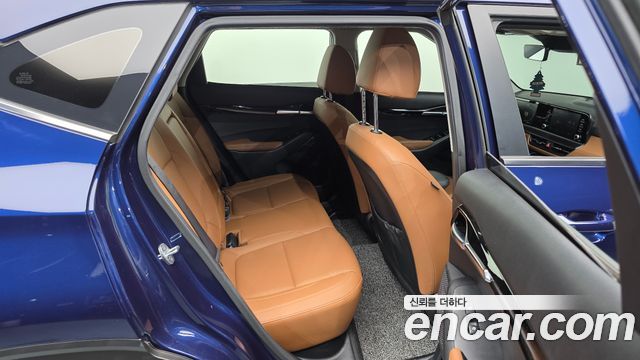 Kia Seltos Gasoline 1.6 Turbo 2WD Signature 2023 — фото 12