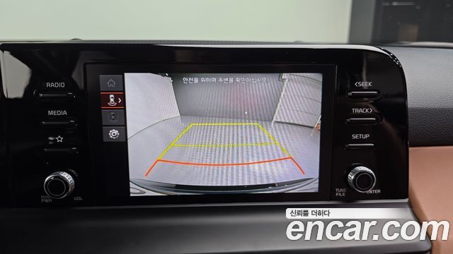 Kia Seltos Gasoline 1.6 Turbo 2WD Signature 2023 — фото 15