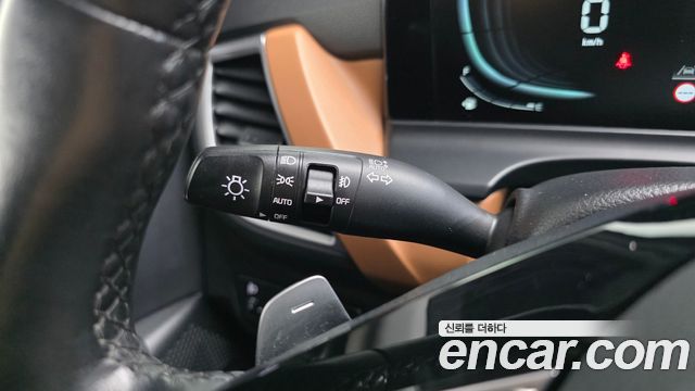 Kia Seltos Gasoline 1.6 Turbo 2WD Signature 2023 — фото 27