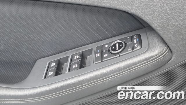 Genesis G80 3.3 GDI AWD Prestige 2019 — фото 14