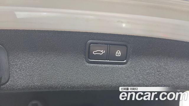 Genesis G80 3.3 GDI AWD Prestige 2019 — фото 37