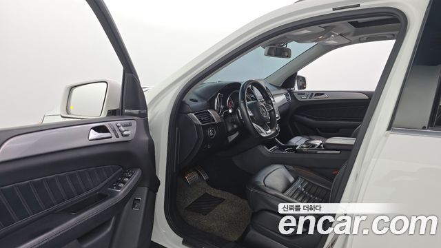 Mercedes-Benz GLE-Class (W166) GLE350 d 4MATIC Premium 2018 — фото 10
