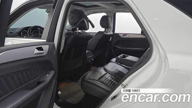 Mercedes-Benz GLE-Class (W166) GLE350 d 4MATIC Premium 2018 — фото 12