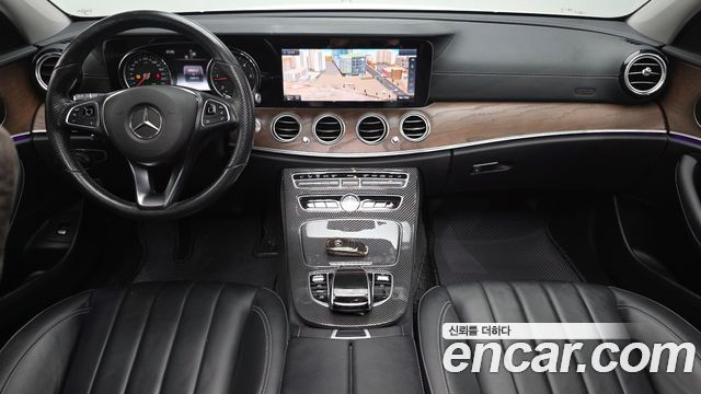 Mercedes-Benz E-Class (W213) E220d 4MATIC Exclusive 2017 — фото 7