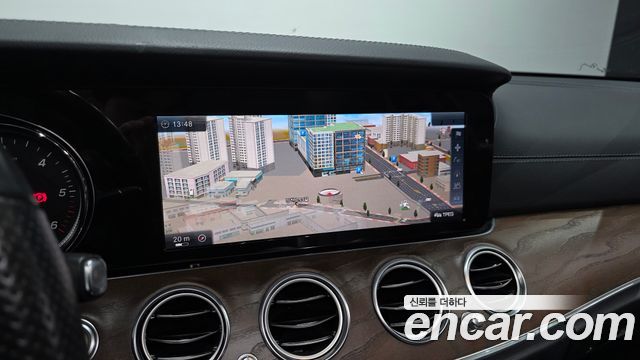 Mercedes-Benz E-Class (W213) E220d 4MATIC Exclusive 2017 — фото 19