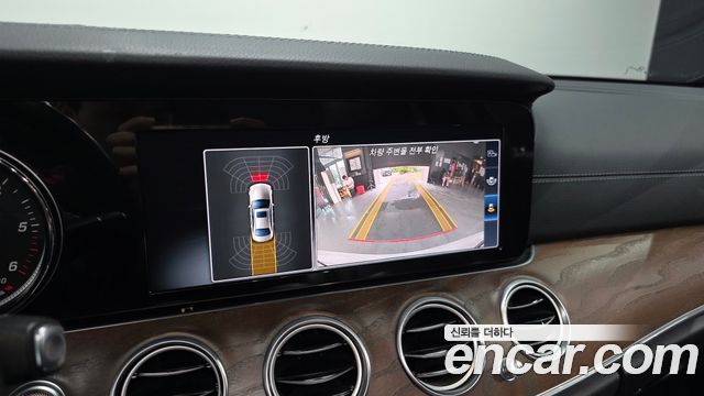 Mercedes-Benz E-Class (W213) E220d 4MATIC Exclusive 2017 — фото 20