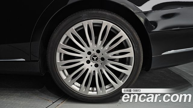 Mercedes-Benz S-Class (W222) S560L 4MATIC 2019 — фото 21