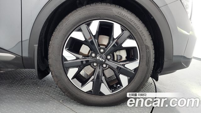 Kia Sportage (V) Gasoline 1.6 Turbo 2WD Signature Gravity 2023 — фото 21