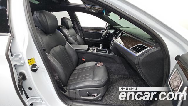 Genesis G80 3.3 GDI AWD Prestige 2019 — фото 12