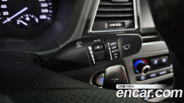 Genesis G80 3.3 GDI AWD Prestige 2019 — фото 28