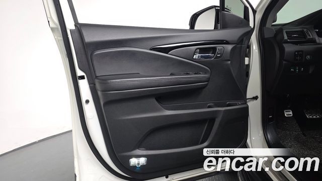 Honda Pilot (III) 3.5 Elite 2019 — фото 24