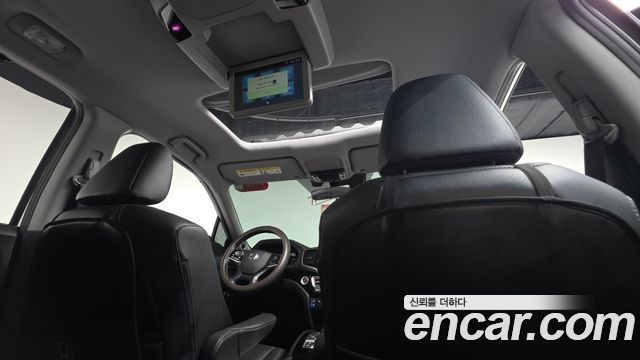 Honda Pilot (III) 3.5 Elite 2019 — фото 42