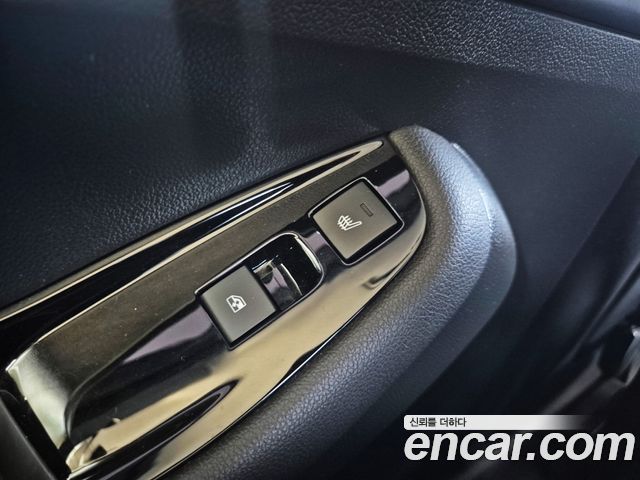 Chevrolet Orlando 1.6 Diesel Perfect Black 2018 — фото 24