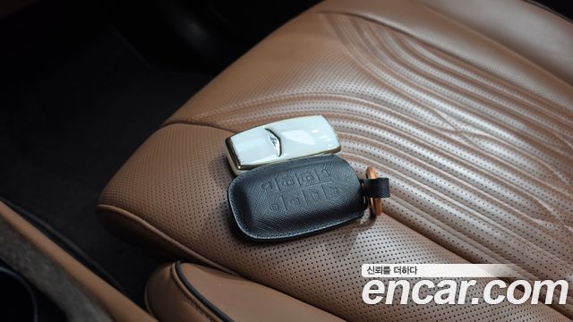 Genesis G80 (RG3) Gasoline 2.5 Turbo AWD 2022 — фото 15