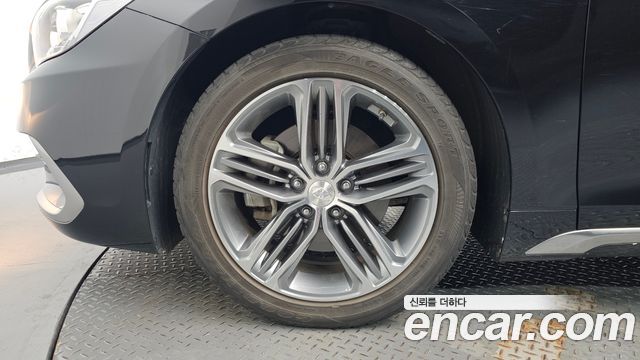 Hyundai Grandeur (IG) 3.0 Exclusive 2019 — фото 5