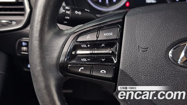 Hyundai Grandeur (IG) 3.0 Exclusive 2019 — фото 14