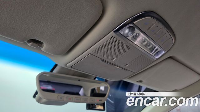 Genesis EQ900 3.3 T-GDI AWD Premiun Luxury 2016 — фото 18