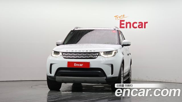 Land Rover Discovery 5 3.0 TD6 HSE 2018 — фото 3