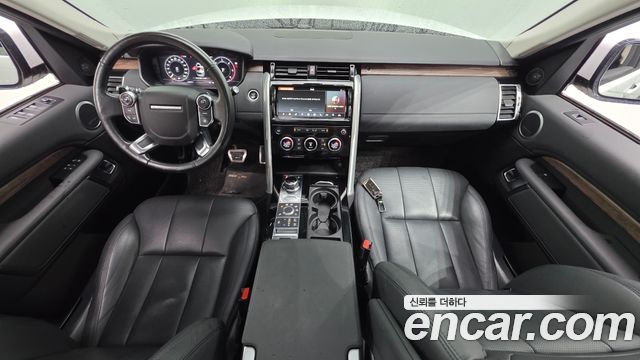 Land Rover Discovery 5 3.0 TD6 HSE 2018 — фото 7