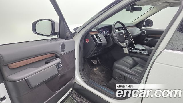 Land Rover Discovery 5 3.0 TD6 HSE 2018 — фото 10