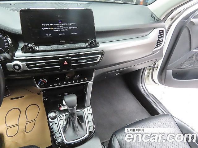 Kia Seltos Gasoline 1.6 Turbo 2WD Prestige 2022 — фото 19