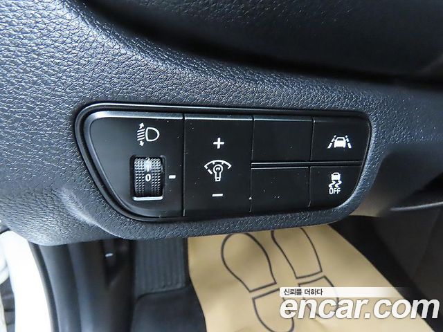 Kia Seltos Gasoline 1.6 Turbo 2WD Prestige 2022 — фото 20