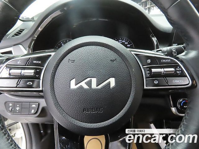 Kia Seltos Gasoline 1.6 Turbo 2WD Prestige 2022 — фото 21