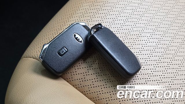 Kia Carnival (IV) Diesel 9-Seater Prestige 2021 — фото 33