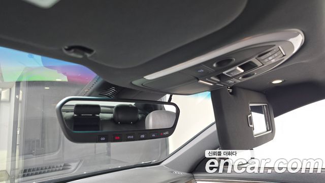 Genesis G80 3.3 GDI AWD Prestige 2018 — фото 18