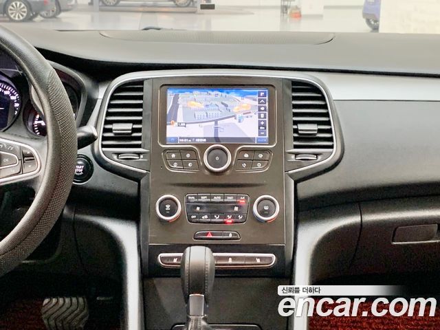 Renault Korea SM6 2.0 GDe SE 2016 — фото 17