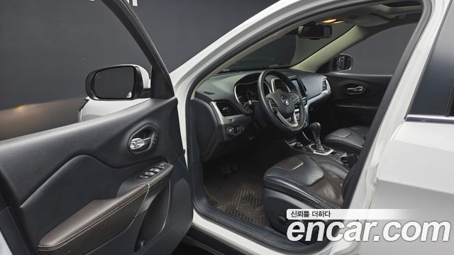Jeep Cherokee (KL) 2.2 Diesel Limited 4WD 2016 — фото 10