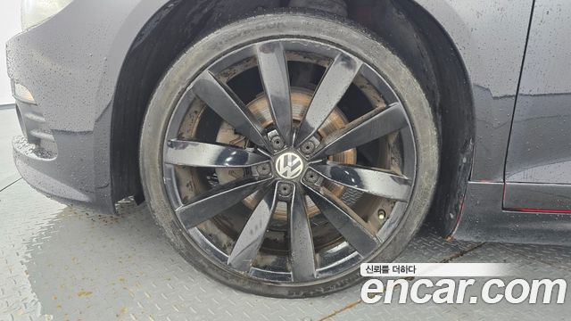 Volkswagen Scirocco 2.0 TDI R-Line 2014 — фото 5