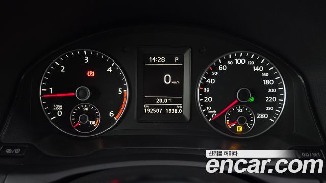 Volkswagen Scirocco 2.0 TDI R-Line 2014 — фото 8