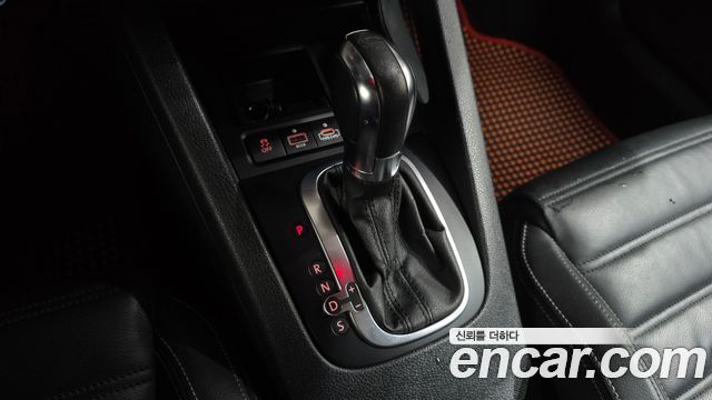 Volkswagen Scirocco 2.0 TDI R-Line 2014 — фото 9