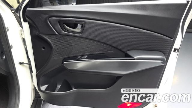 KG Mobility (SsangYong) Very New Tivoli Gasoline 1.5 2WD V3 2021 — фото 30