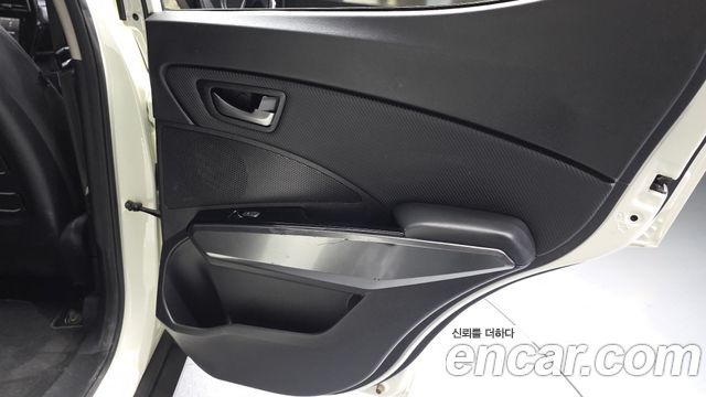KG Mobility (SsangYong) Very New Tivoli Gasoline 1.5 2WD V3 2021 — фото 31