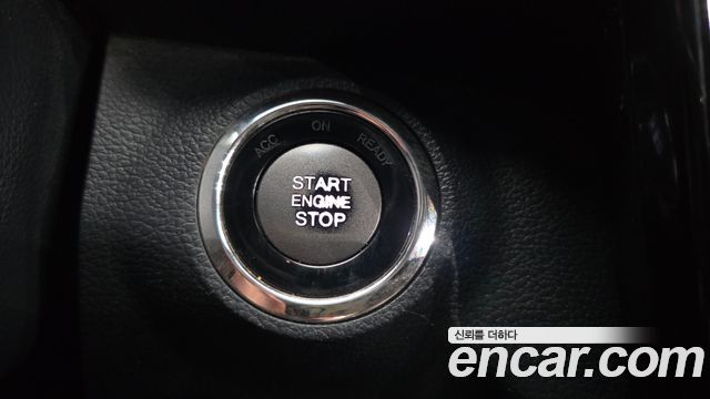KG Mobility (SsangYong) Very New Tivoli Gasoline 1.5 2WD V3 2021 — фото 37