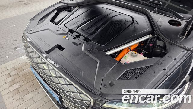 Genesis Electrified (GV70) e-AWD 2022 — фото 6