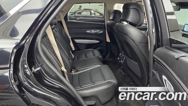 Genesis Electrified (GV70) e-AWD 2022 — фото 12