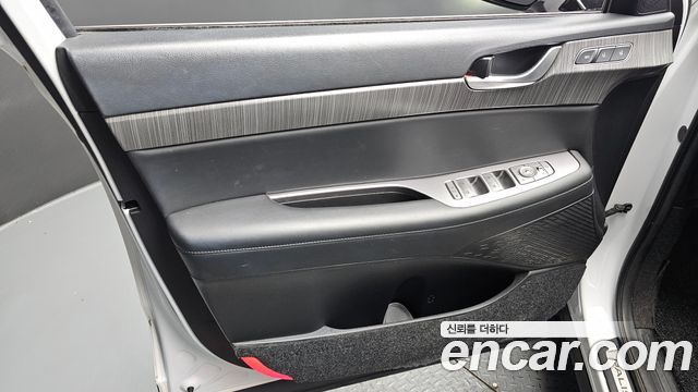 Hyundai Palisade Diesel 2.2 2WD Le Blanc 2024 — фото 24