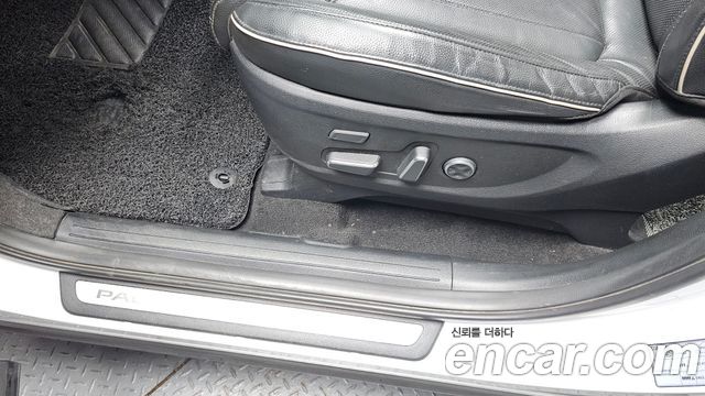 Hyundai Palisade Diesel 2.2 2WD Le Blanc 2024 — фото 32
