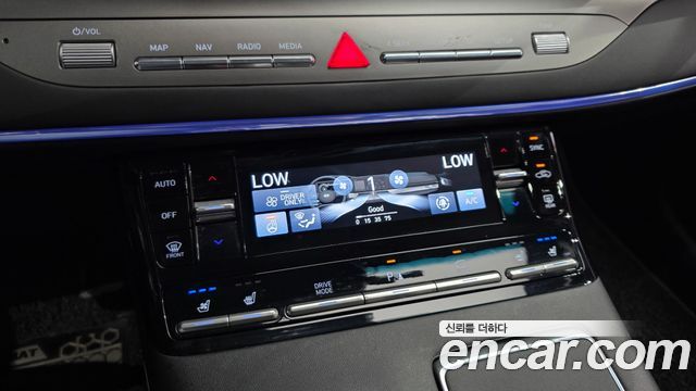 Hyundai Grandeur Hybrid (IG) Le Blanc 2023 — фото 17