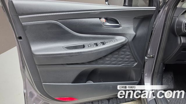 Hyundai Santa Fe HEV 1.6 2WD Prestige 2023 — фото 24