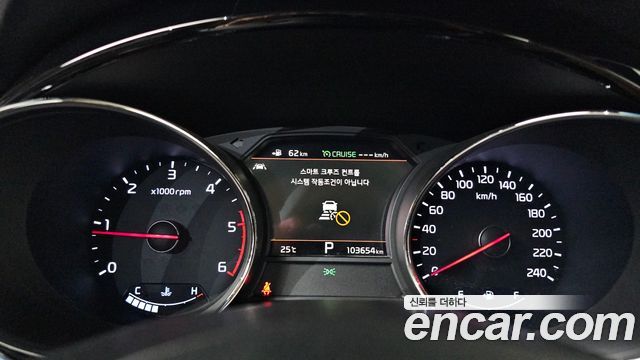 Kia Carnival 9-Seater Hi-Limousine Noblesse Special 2019 — фото 8