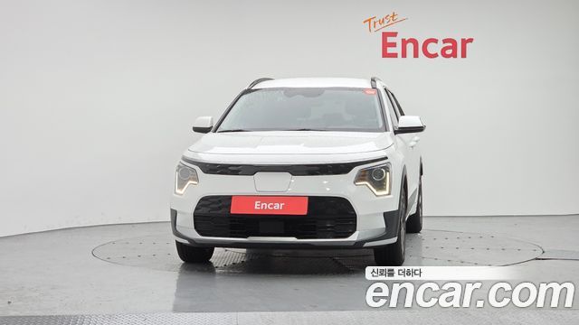 Kia Niro EV Air 2023 — фото 3