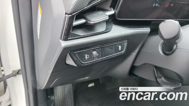 Kia Niro EV Air 2023 — фото 12