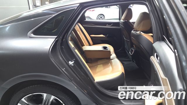 Kia K5 (III) 2.0 Noblesse 2022 — фото 11